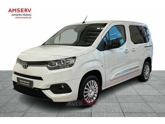 toyota proace city double side door shuttle 1.5 96kw