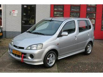 daihatsu young rv - 1.3-16v vti . . sport