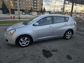 clean 2009 pointiac vibe