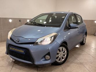 toyota yaris hybrid 100h business