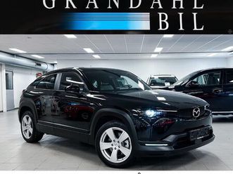 e-skyactive ev aut.gir acc navi dab pdc kamera head-up