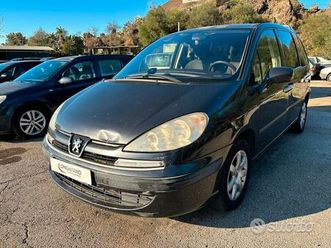 peugeot 7 posti