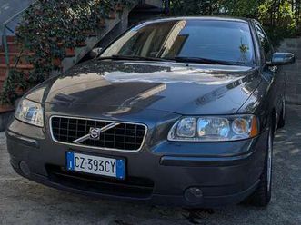 s60 i 2004 2.4d momentum 163cv