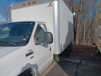 2010 ford e350 14foot box truck low miles