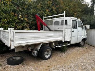 renault b70 benne et grue