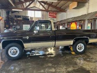 1985 chevrolet scottsdale k-20 4x4