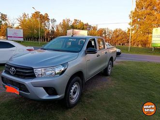 hilux 2019 dx - 19000 km