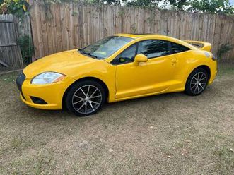 2009 mitsubishi eclipse gt . cold ac , great car
