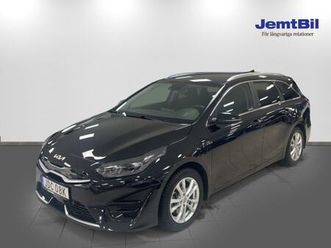 sportswagon plug-in hybrid action