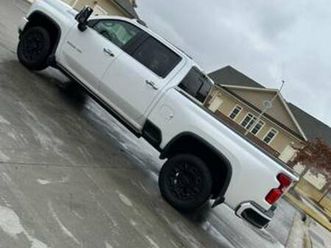 2021 chevy silverado 2500hd high country try gas