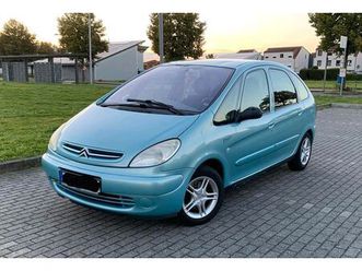 citroën xsara picasso 1.8l (fahrbereit + tüv) aber unfallwagen