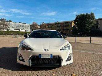 toyota gt86 2.0at aerokit