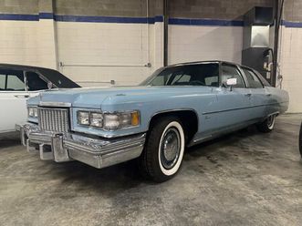 1975 cadillac fleetwood