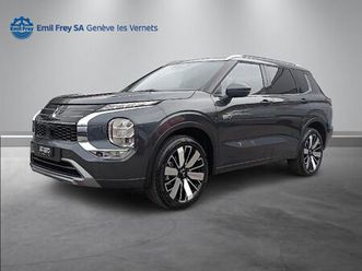 mitsubishi outlander 2.4 phev instyle+ 4x4: réserver un essai sur route !