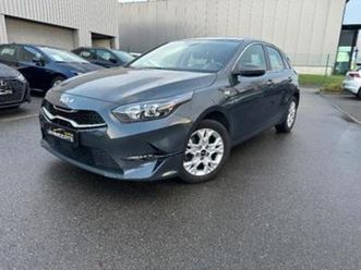 ② kia ceed benzine, 120 pk, carplay-android / camera — kia — 2ememain