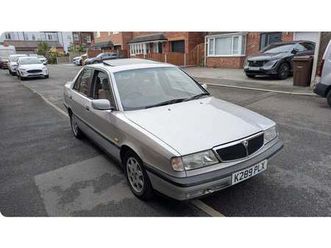 1993 lancia dedra argent manuel, 5 vitesses conduite à dr...