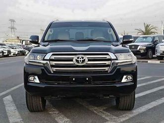 toyota land cruiser gxr v6 4.0/ full option/ sunroof/ leather / gcc / export only / lot#77934