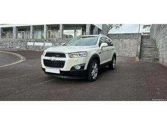 chevrolet captiva 2.0 vdci 4x4 top de gama de 7 lugares dezembro/12