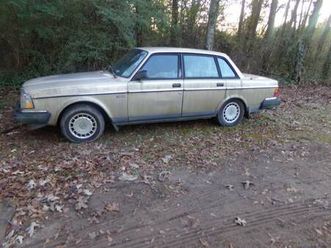 VOLVO 244 1991-volvo-244-dl-needs-work-runs-drives-290kmi-rare-find