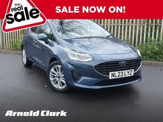 1.0t ecoboost titanium euro 6 (start/stop) 5dr