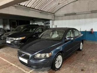 ② volvo s40 2.4i benzine automaat 93.000km's — volvo — 2ememain