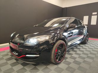 renault megane iii coupe 2.0 16v 265 rs s&s - chassis cup - jantes 19 - bose - historique d'entretien -