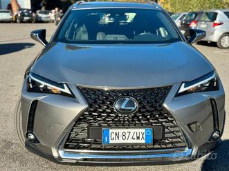 lexus ux 250h