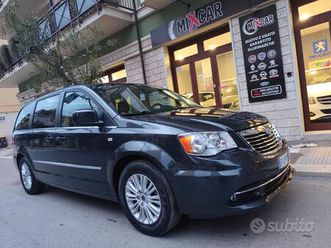 lancia voyager 2.8 crdi 163cv 7 posti perfetta