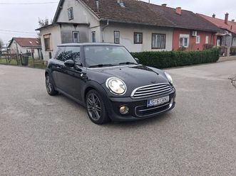 mini cooper cooper d, 2011 god.