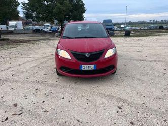 lancia ypsilon 1.0 firefly 5 porte s&s hybrid ecoc