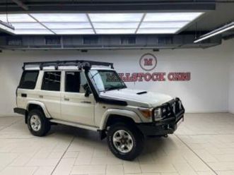 4.5d-4d lx v8 station wagon