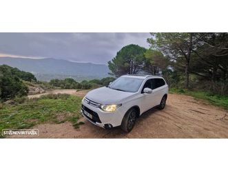 mitsubishi outlander 2.2 di-d instyle navi at 4wd