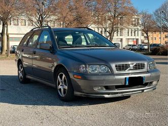 volvo v40 1.9 diesel 2002 293000 km
