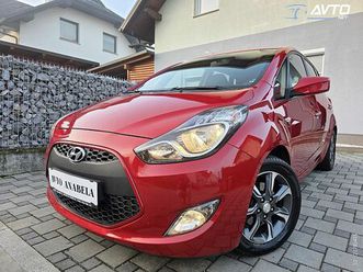 hyundai ix20 1.4 crdi style-84.500km-1.lastnik-kot nov-slo-