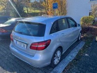 mercedes-benz b 180 d style