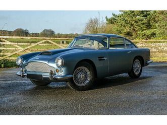 1960 aston martin db4