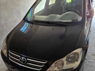 toyota avensis verso an. 2005