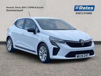 2024 renault clio clio 1.0 tce 90 evolution 5dr hatchback hatchback petrol manual