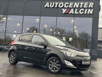 hyundai i20 1.2 fifa world cup edition 2.ha/shz/klima