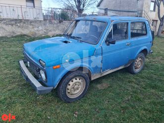 lada niva off road