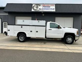 2016 chevrolet silverado 3500hd 6.0 v8 4x4 11' utility body a-charlott