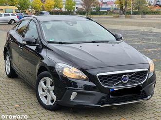 volvo v40 cross country d2 kinetic