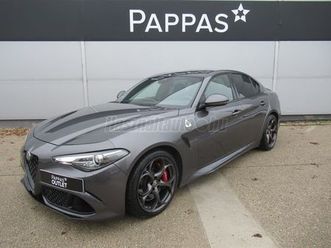 alfa romeo giulia 2.2 d veloce ti q4 (automata) vez.szervizkönyv