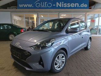 hyundai i10 1,2 select 5-gang kamera navi nebels pdc