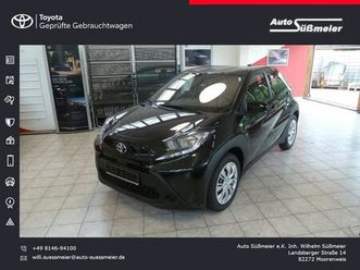 toyota aygo x play 5-türer *car-play/android*