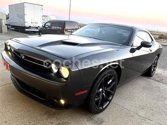 dodge challenger sxt awd