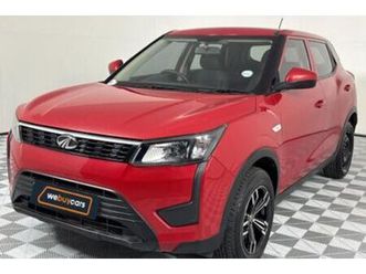 2023 mahindra xuv 300 1.2t se | w4