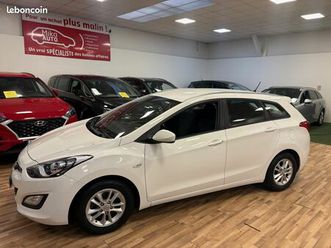 hyundai i30 1.4 i 100 ch