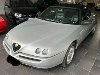 alfa romeo spider 2.0