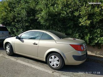 megane 2 cc de 2004 essence 1,6 16v